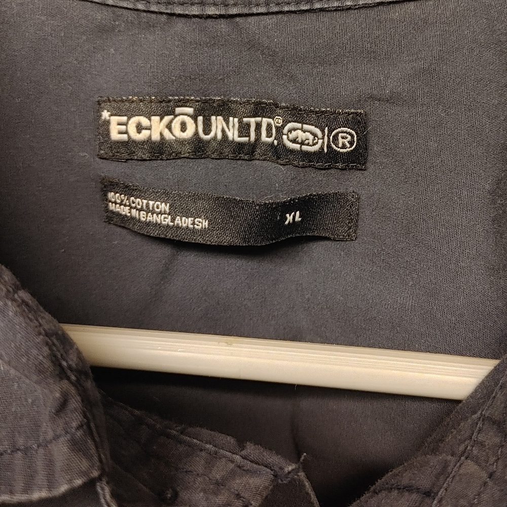 4 Shirt Bundle! - Picture 10 of 11